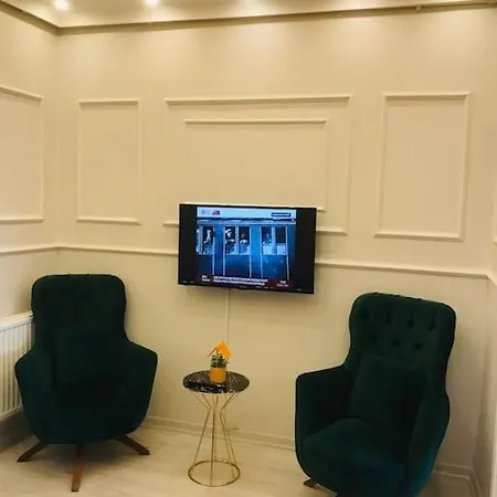 A Wonderful 1+1 Flat With Kitchen And Balcony. *